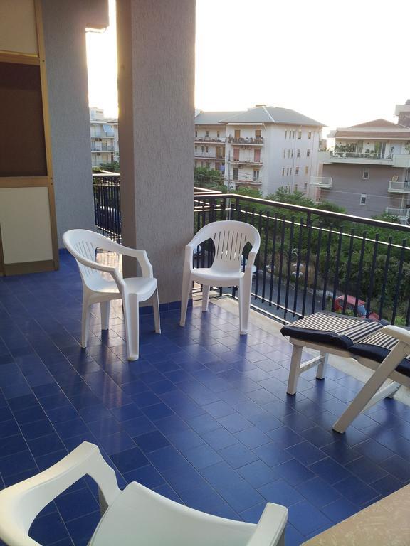 Apartamento Le Giarette Cefalú Habitación foto