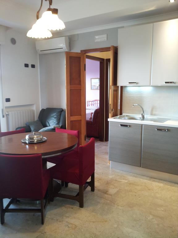 Apartamento Le Giarette Cefalú Habitación foto